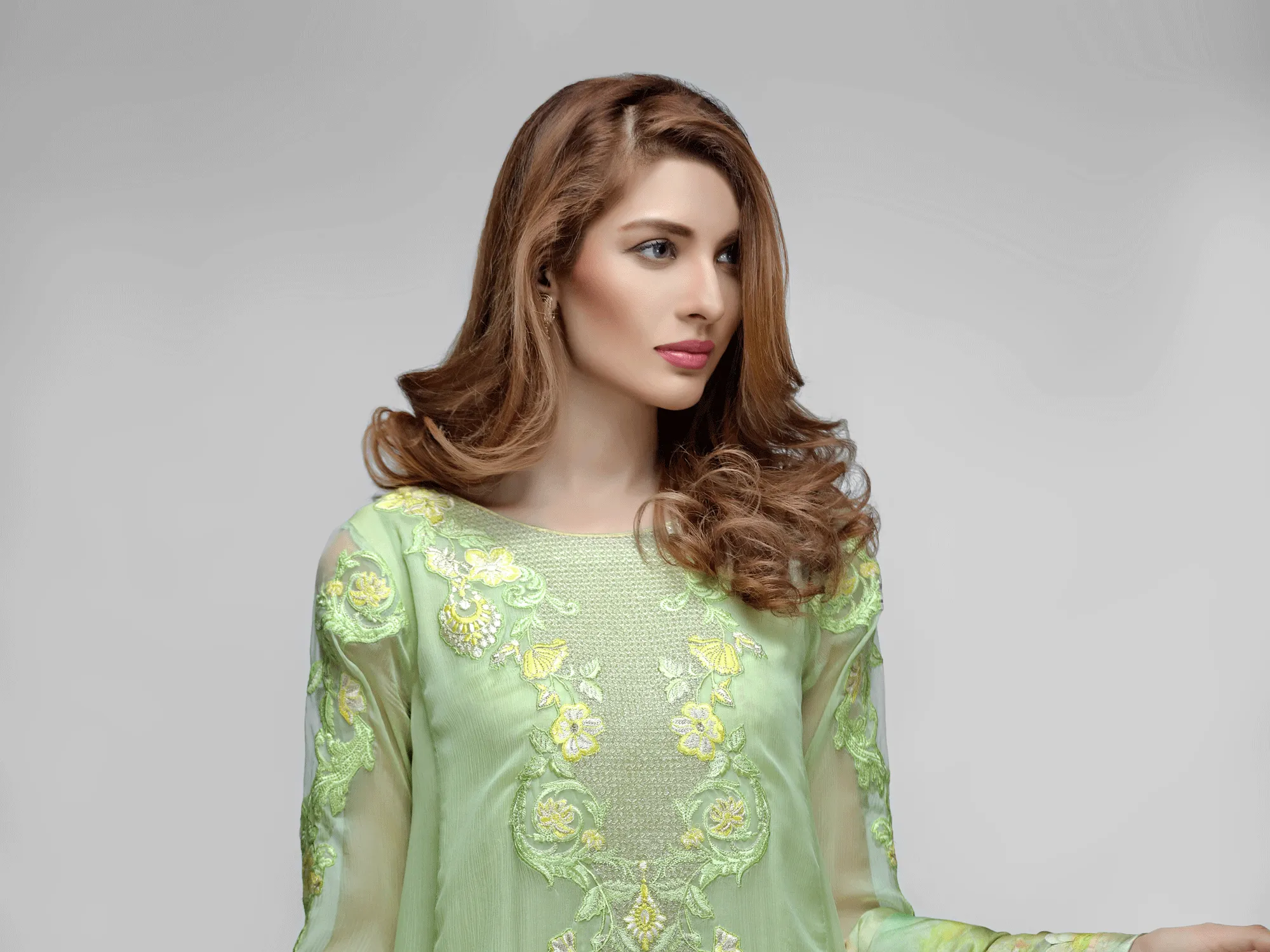 AUJ Luxury Formals – Design 5