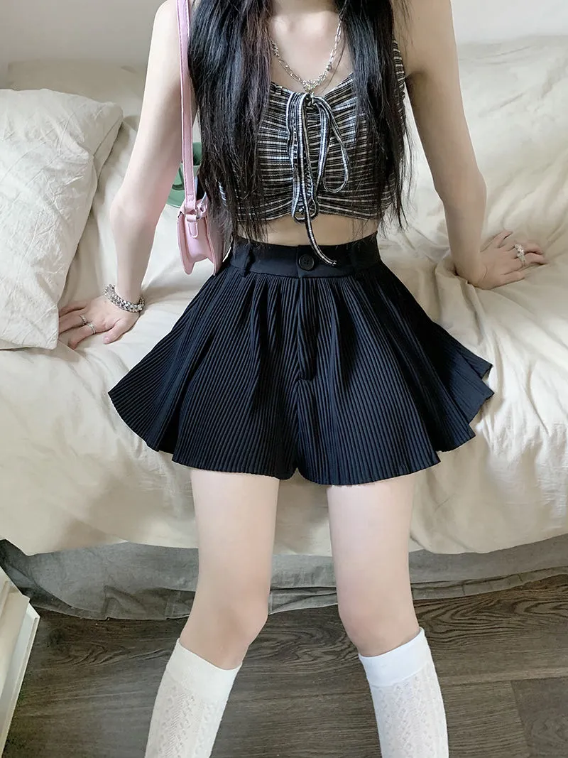 Black Pleated Stylish Buttoned Mini Skirt