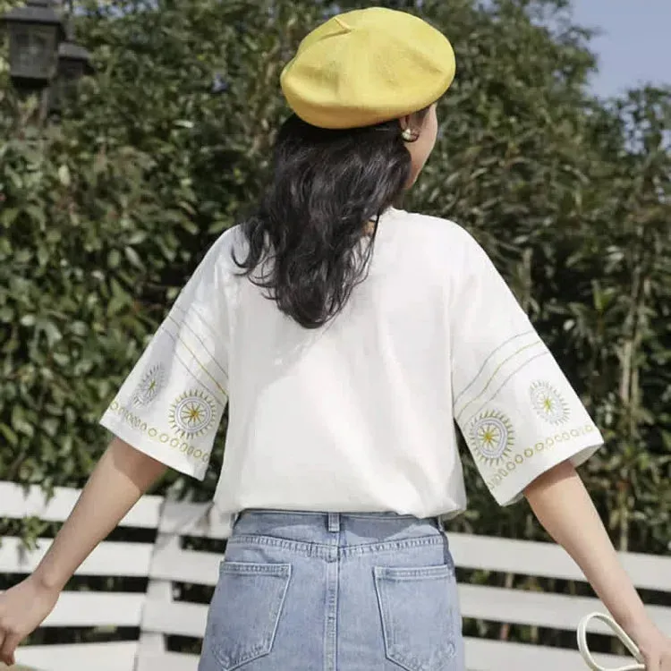 Chic Embroidery Sleeve Round Neck Loose T-shirt