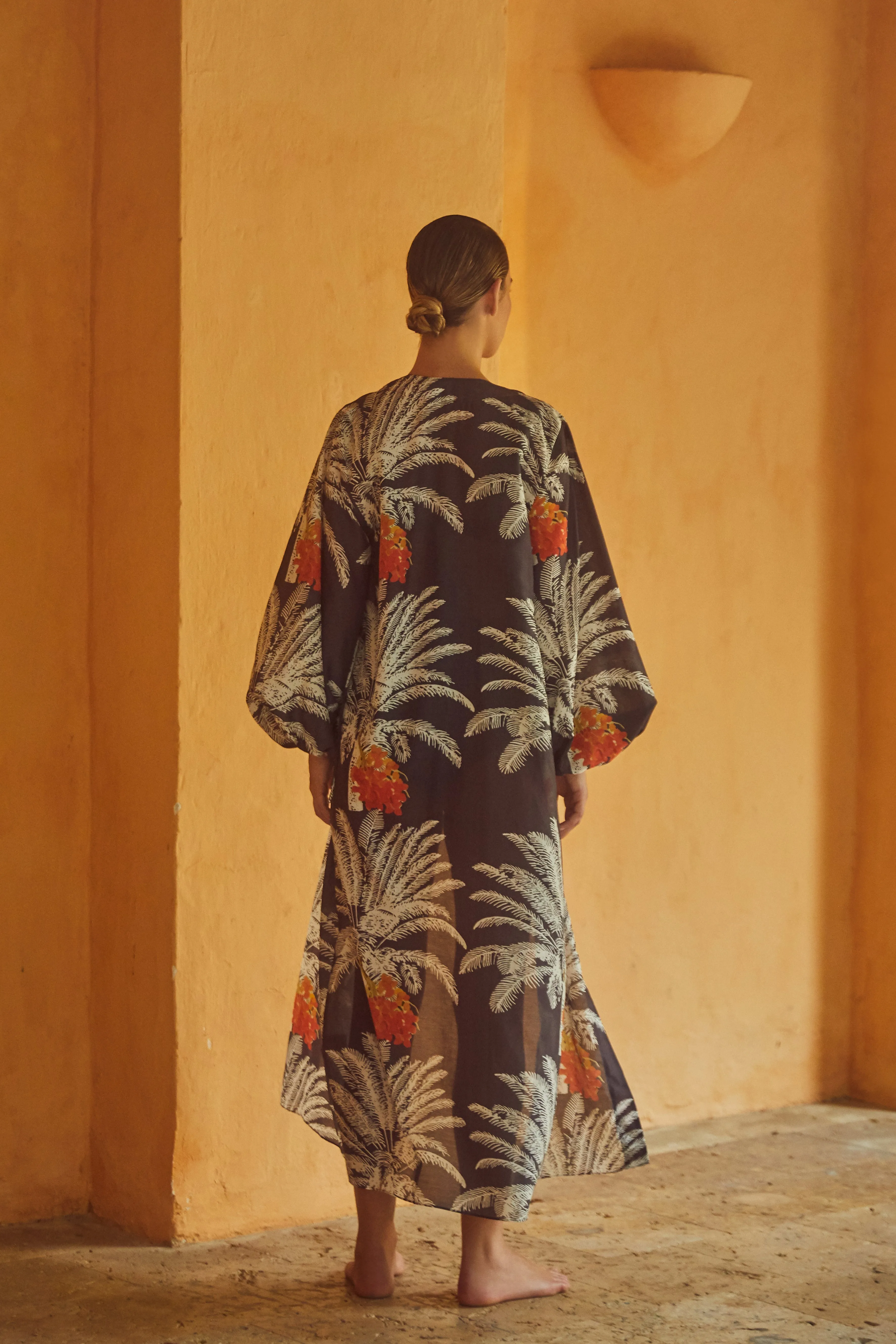 Hojarasca Cotton-Silk Maxi Dress / Black Palms