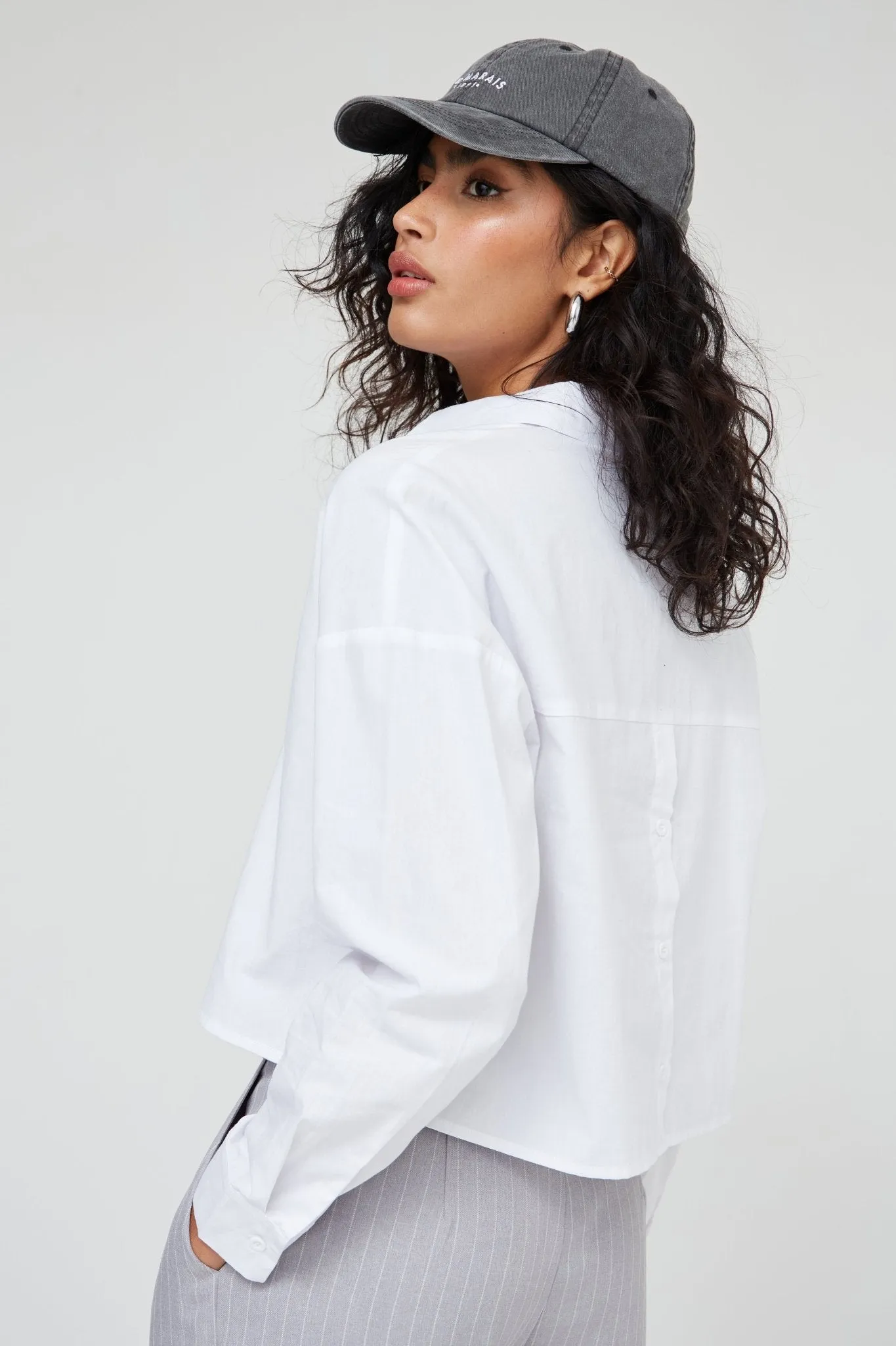 OVERSIZED SPLIT BACK SHIRT