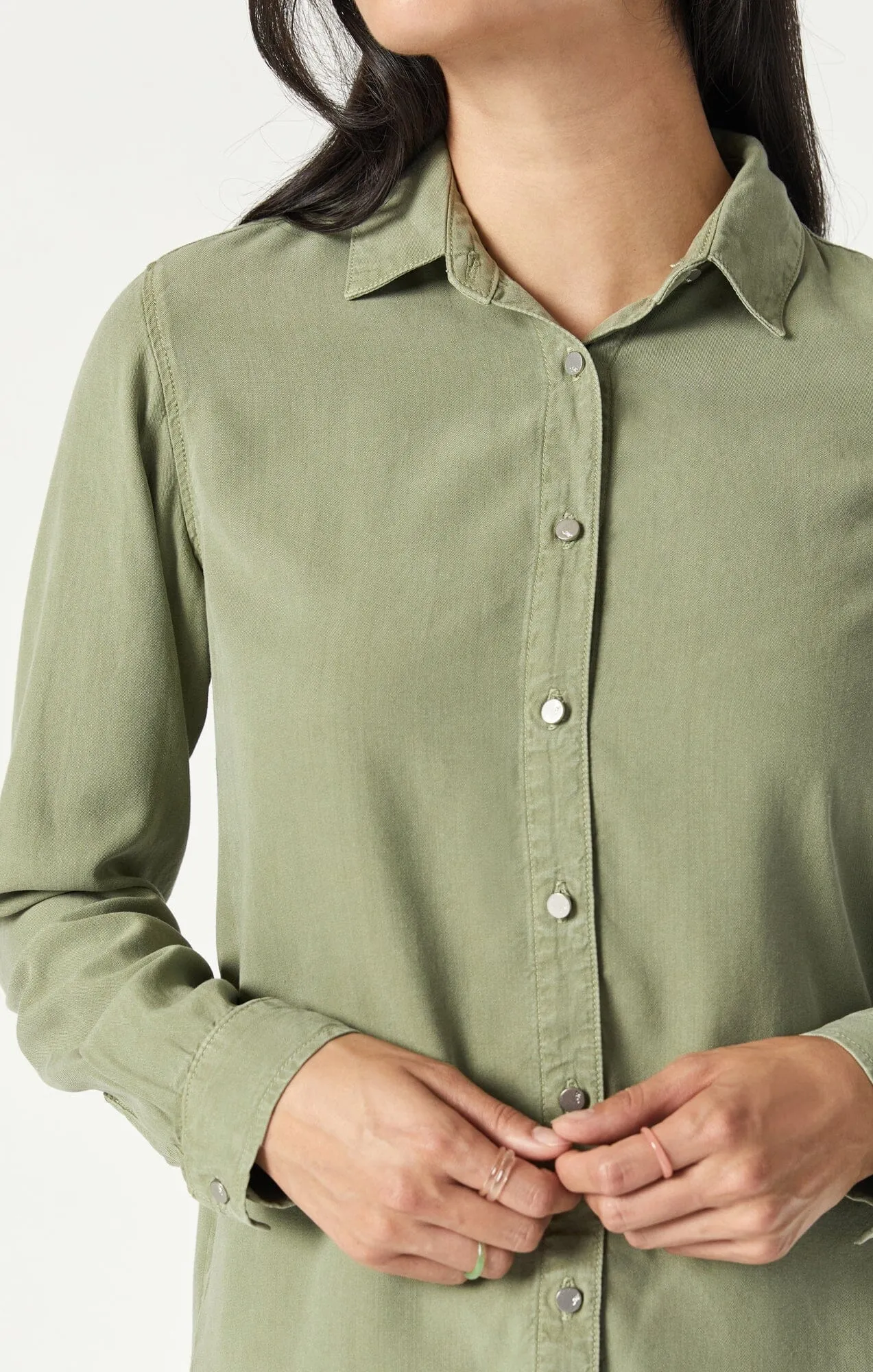 SHELBY SEMI-FITTED SHIRT IN OIL GREEN SUPERSOFT CHIC