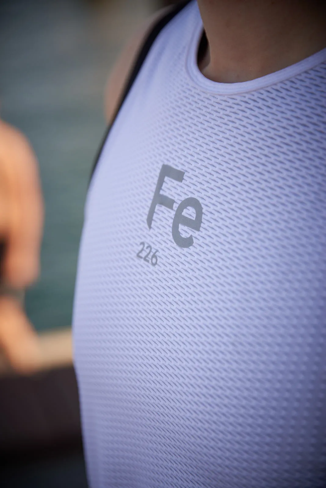 The Running Singlet - White, Odour free | Fe226 - Left in S, M and XL