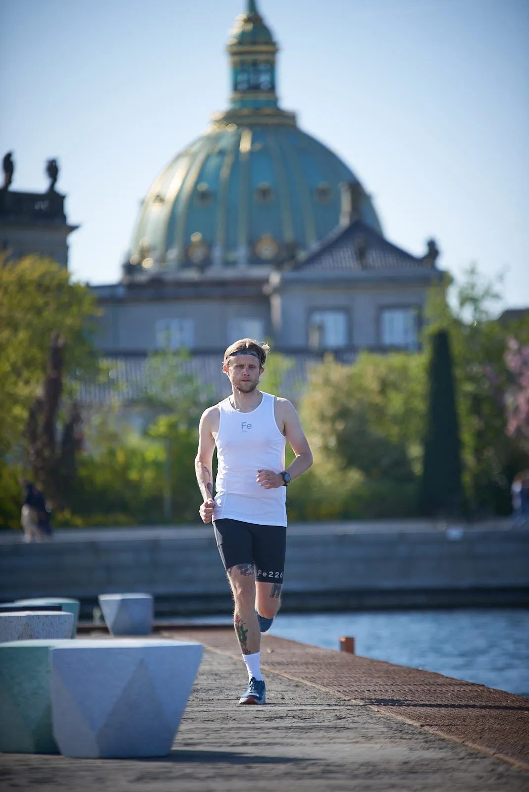 The Running Singlet - White, Odour free | Fe226 - Left in S, M and XL