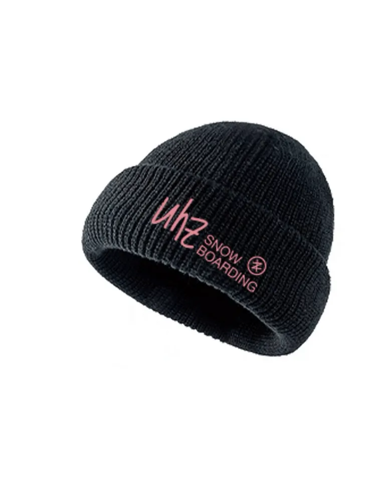 Uhznus Black Knit Beanie